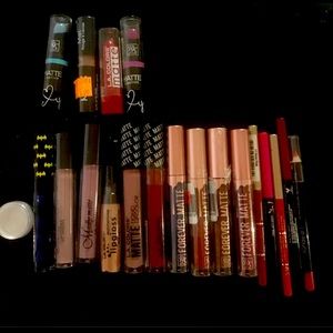 Just For Lips Makeup Bundle #URFABDEALS